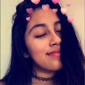 Meet your Posher, Olivia isabelle